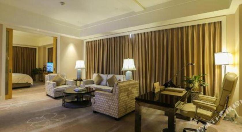 Ming Du Lakeside Hotel Nanning Exterior foto